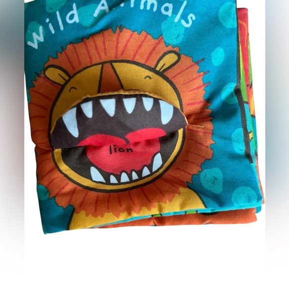 Melissa and Doug K’s Kids Wild Animals Soft Activity Book Baby Boy Girl 0+ - Picture 9 of 11